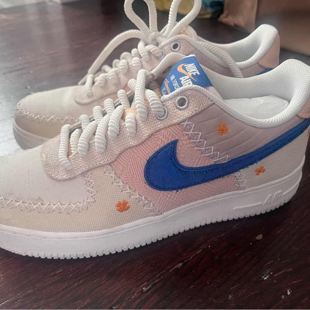 Nike Women's Air Force 1 '07 PRM - Picture 5 of 6